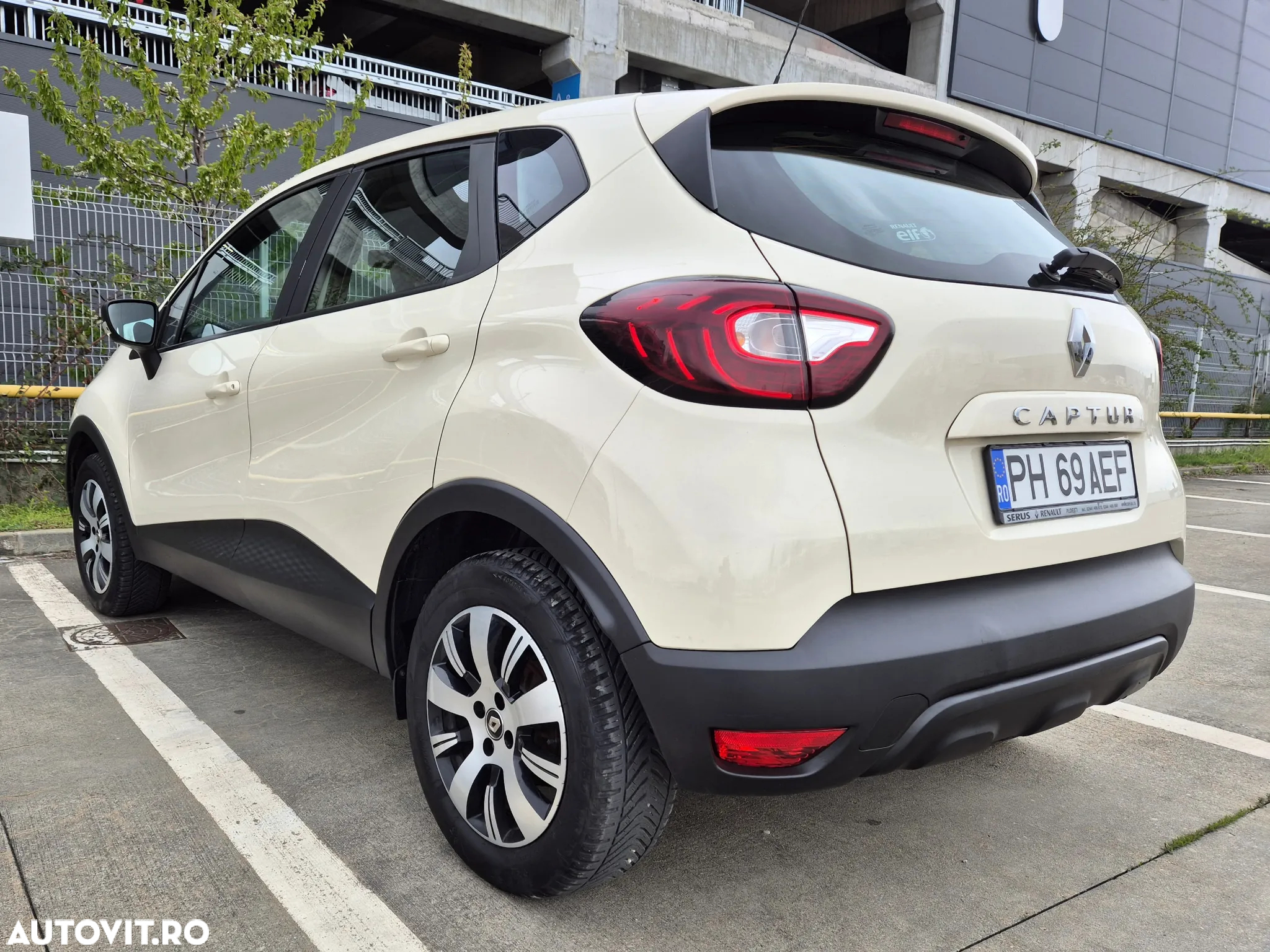 Renault Captur TCe Life Evo - 17