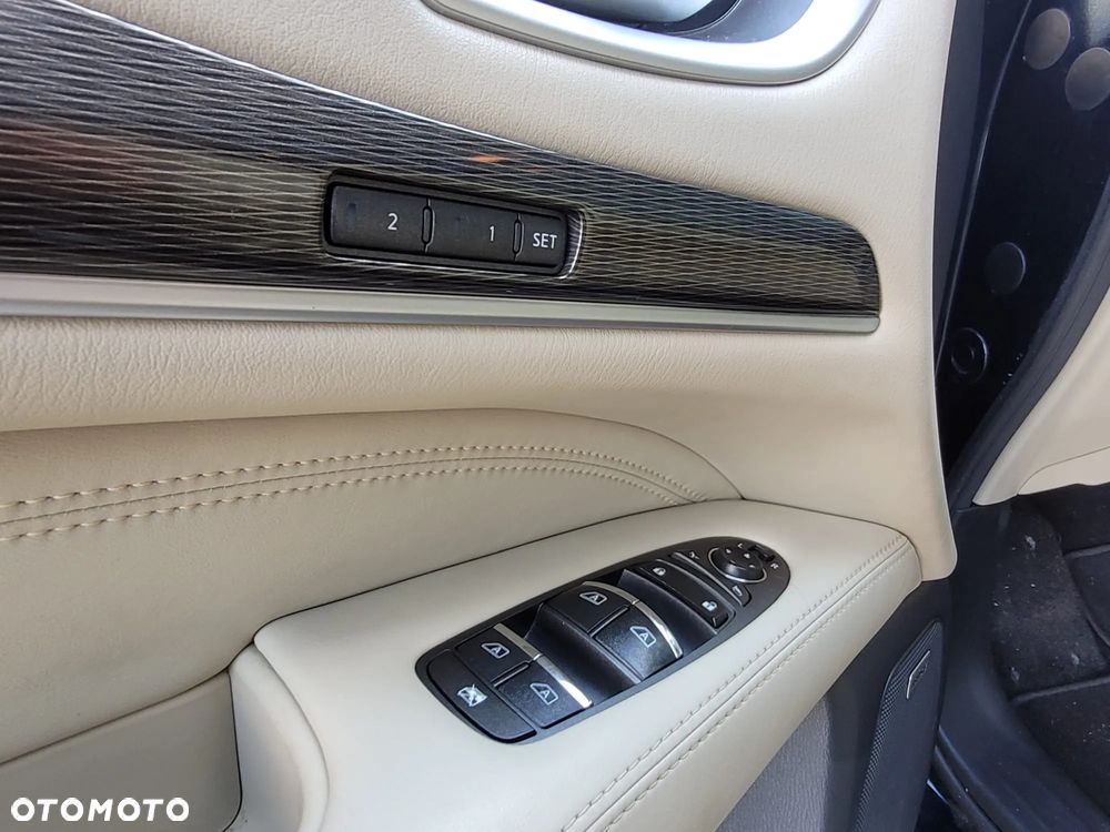 Infiniti QX60 3.5 Hi-Tech - 32