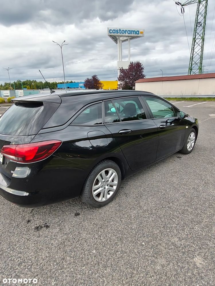 Opel Astra 1.6 CDTI Essentia S&S - 8