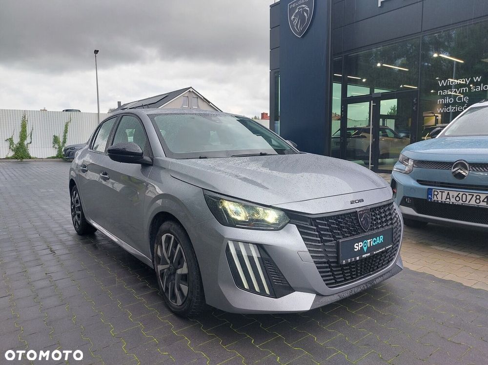 Peugeot 208 - 6
