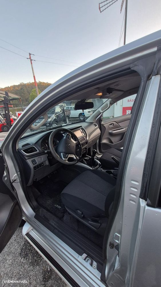 Mitsubishi L200 - 6
