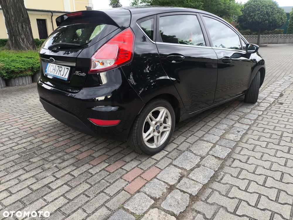 Ford Fiesta 1.25 Titanium X - 19