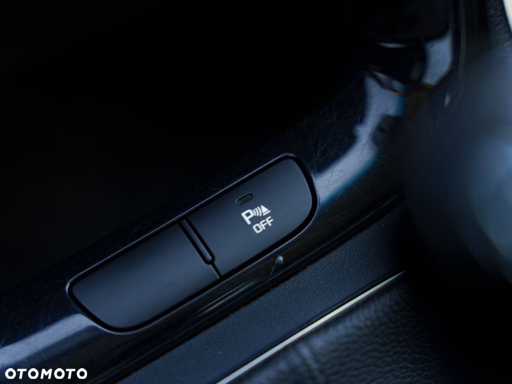 Kia Ceed 1.6 CRDi 136 ISG Spirit - 29