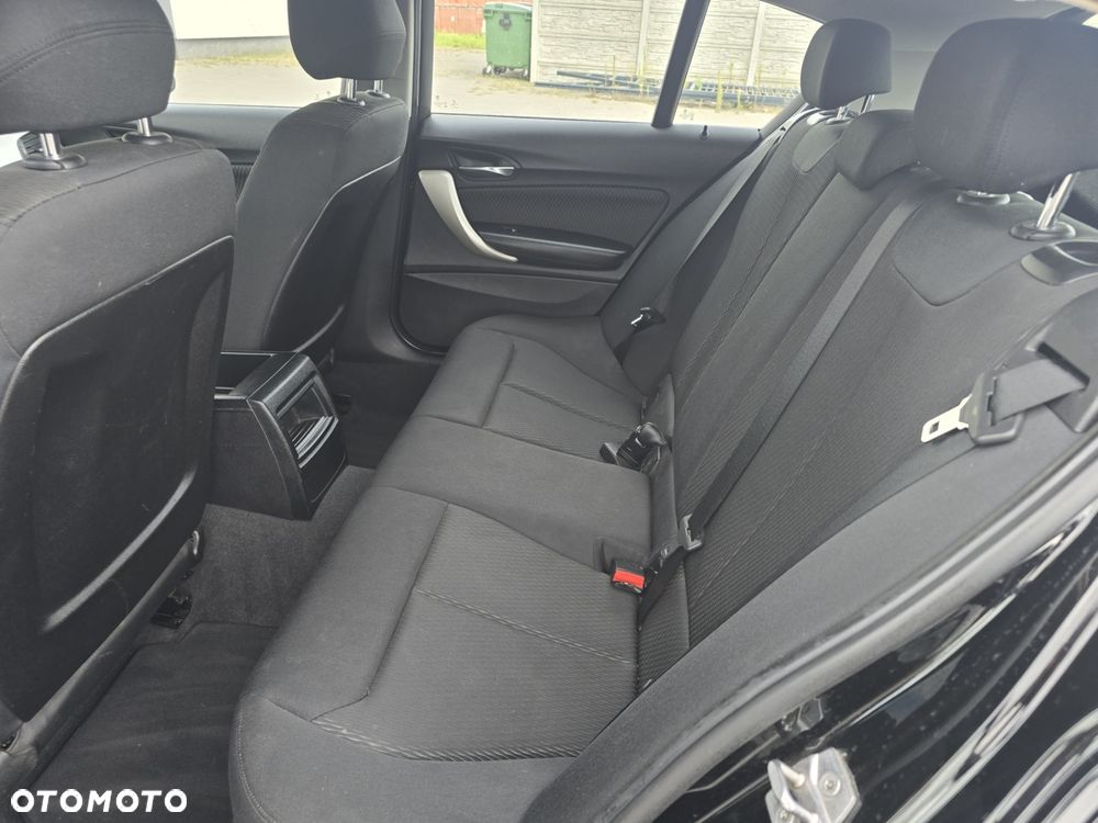 BMW Seria 1 116i - 14