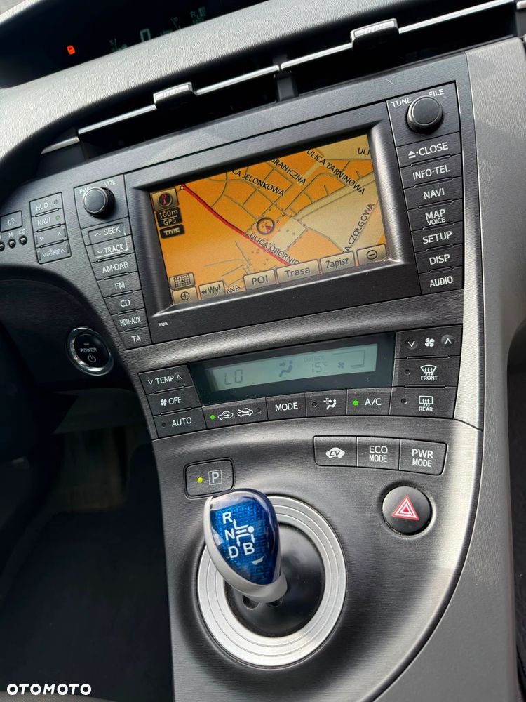 Toyota Prius - 17