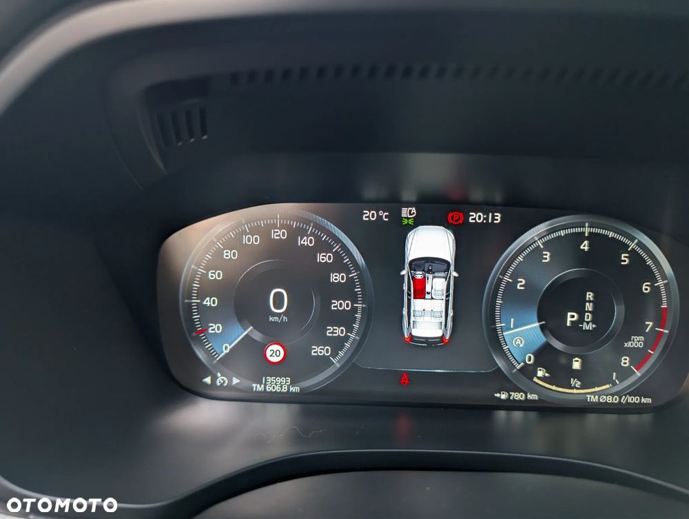 Volvo XC 60 B4 B Momentum - 20