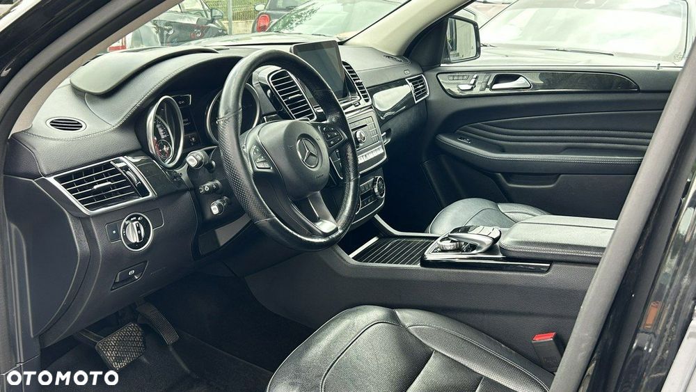 Mercedes-Benz GLE - 7