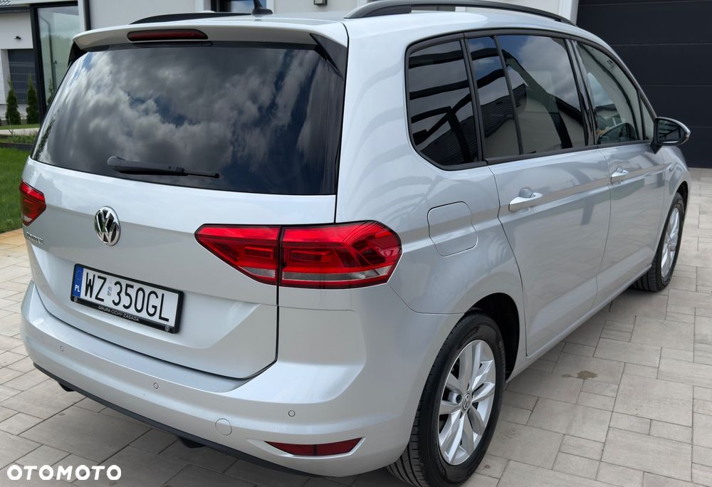 Volkswagen Touran 1.6 TDI BMT SCR Comfortline - 4