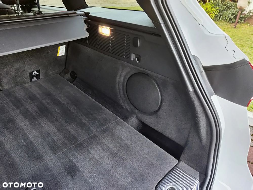 Ford Mondeo - 23