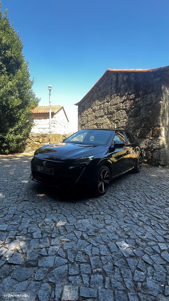 Peugeot e-208 - 26