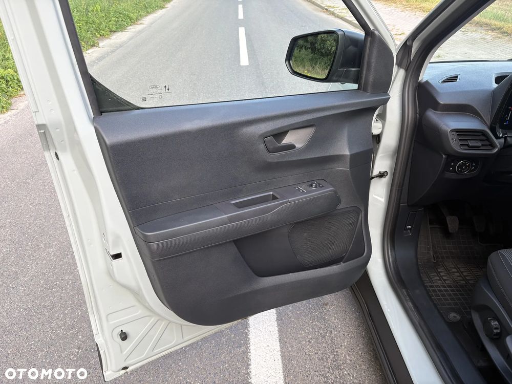 Ford Transit Courier 1.5 100 KM diesel - 24