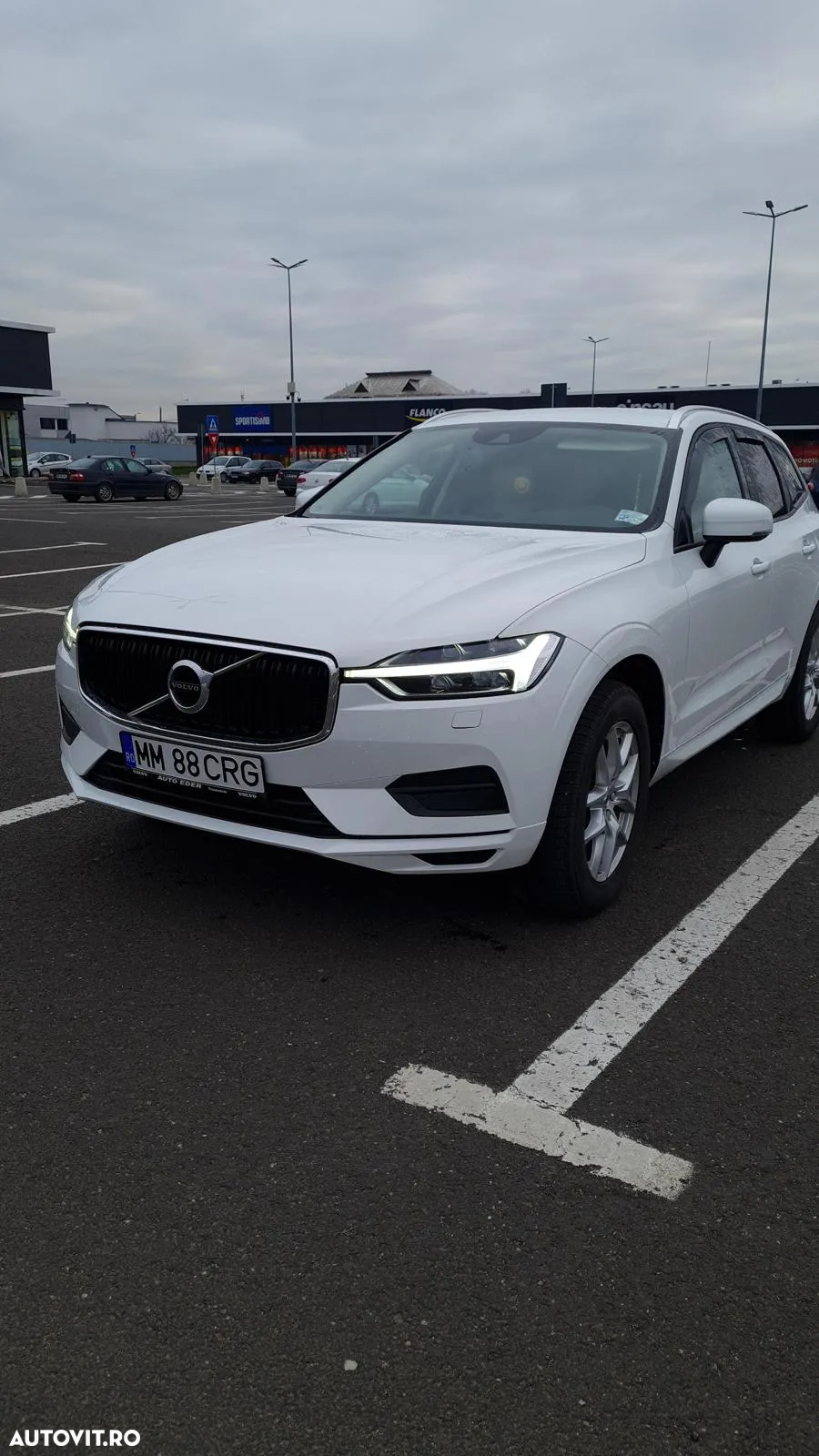Volvo XC 60 D3 Momentum Pro - 12