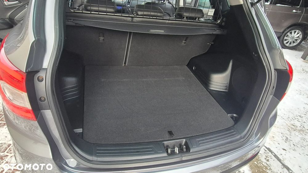 Hyundai ix35 2.0 GDI Premium 2WD - 29