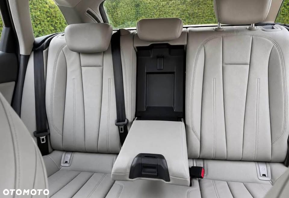 Audi A4 Avant 2.0 TDI - 7