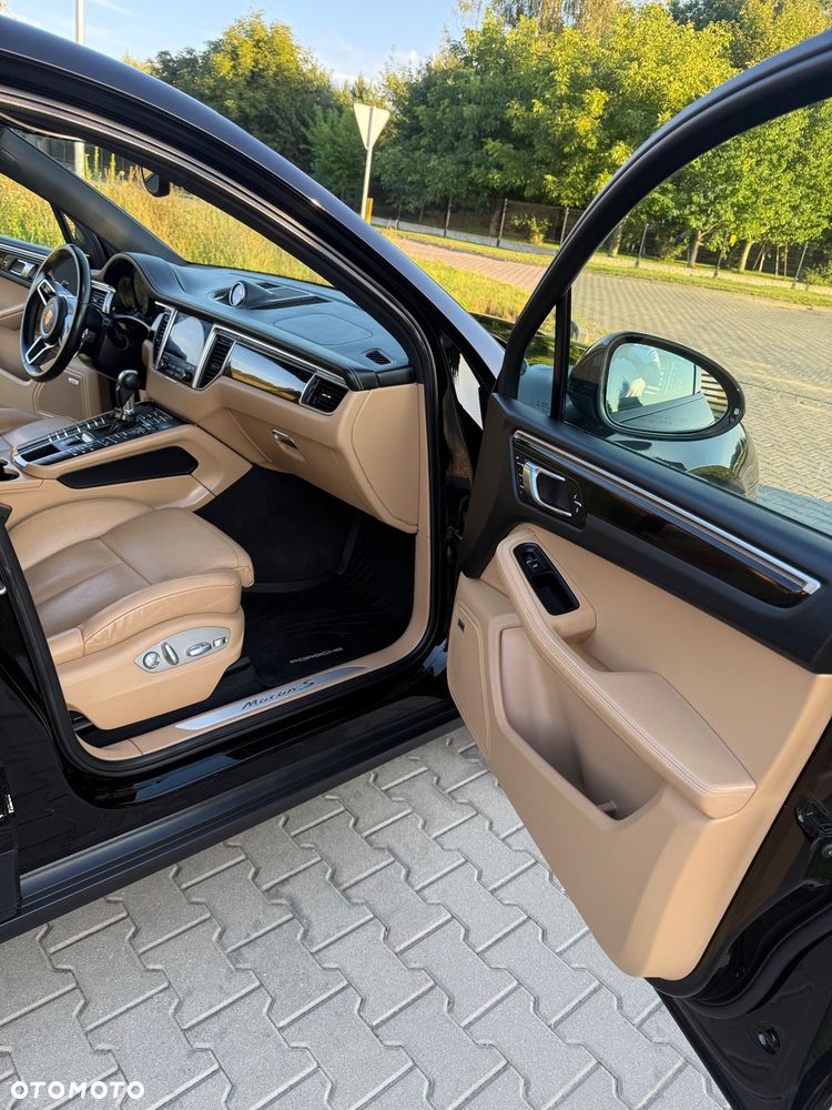 Porsche Macan S - 13