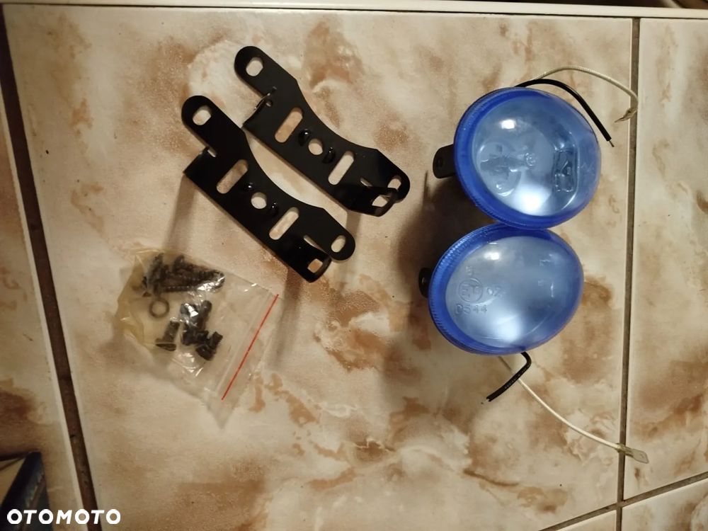 Halogeny lampy   PRZECIWMGIELNE   ULTRA WHITE (H3 12V 55W) - 1