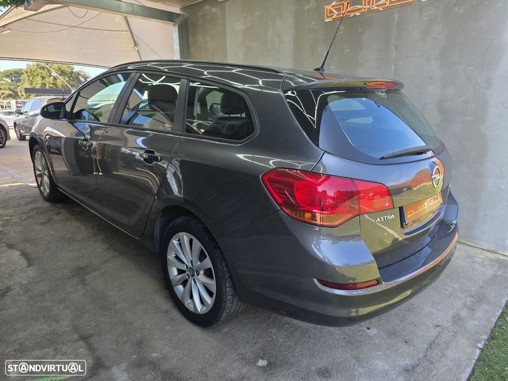 Opel Astra Sports Tourer 1.3 CDTi Cosmo S/S - 4