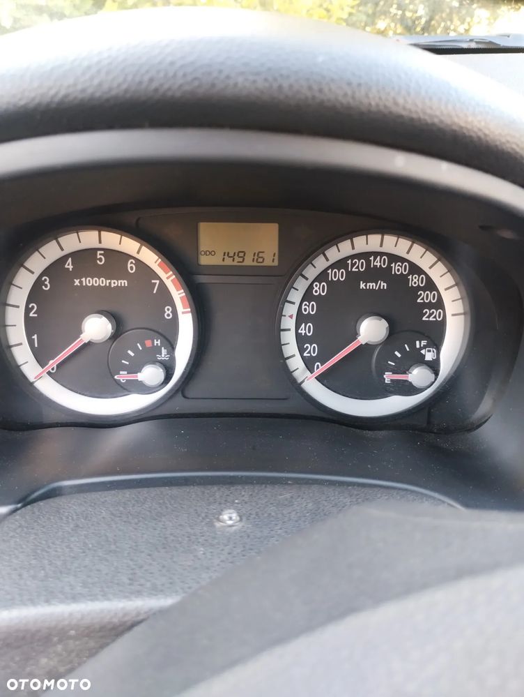 Kia Rio 1.4 Family - 7