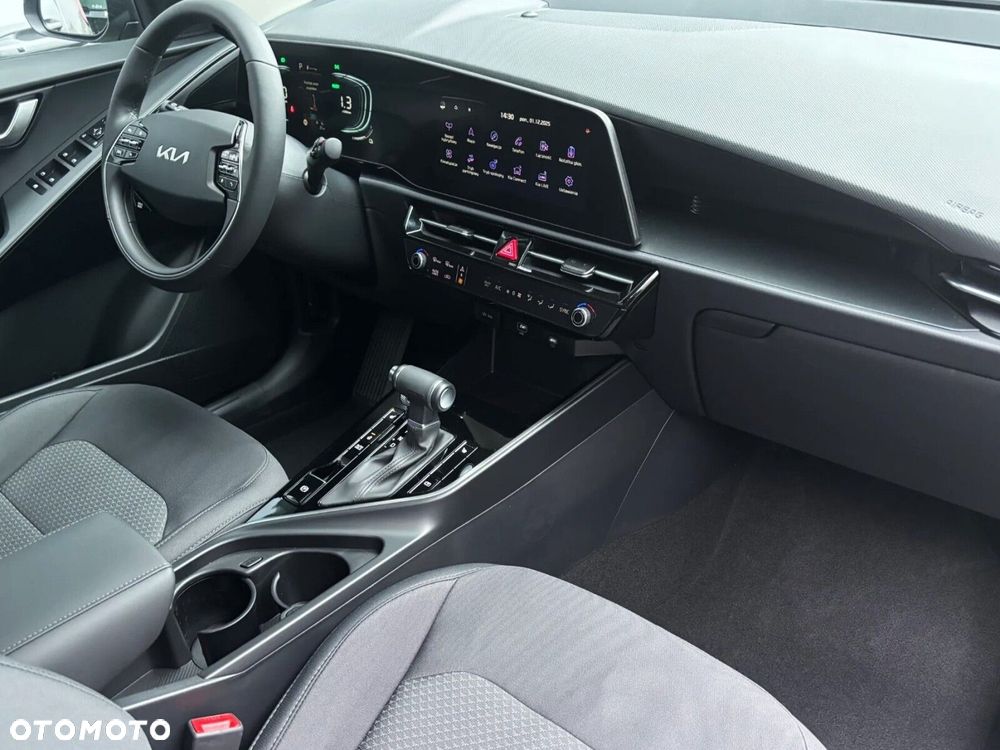 Kia Niro 1.6 GDI Hybrid M - 13
