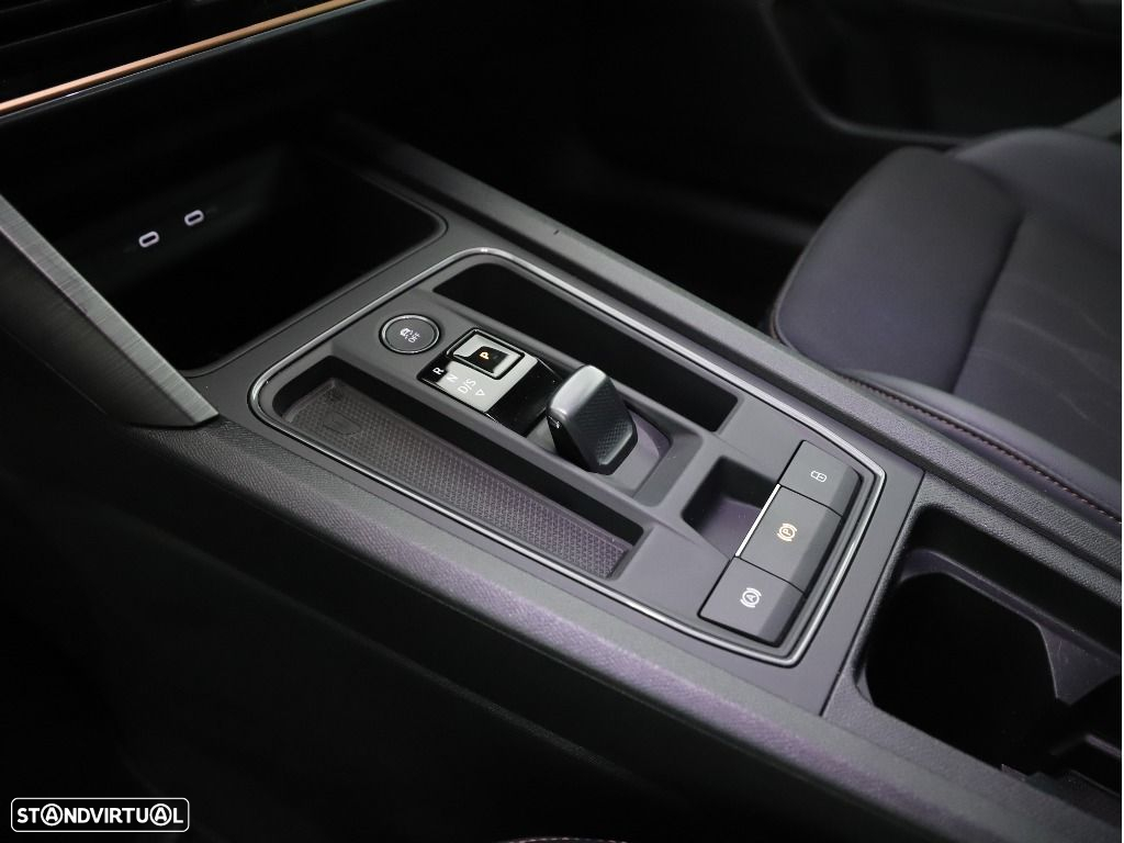 Cupra Formentor 1.4 e-Hybrid DSG VZ - 26