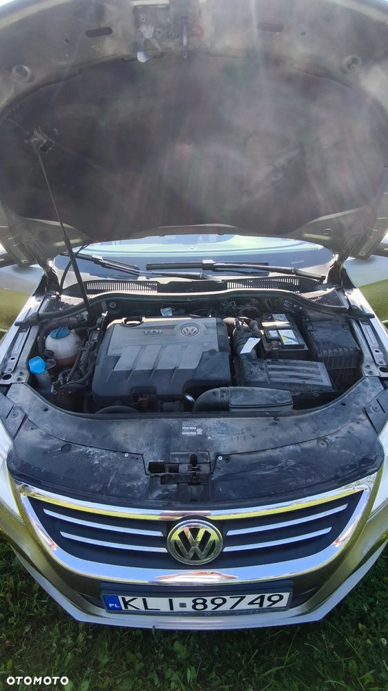 Volkswagen Passat 2.0 TDI Comfortline DSG - 11