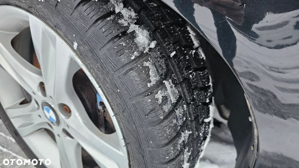 BMW Seria 3 325i - 5