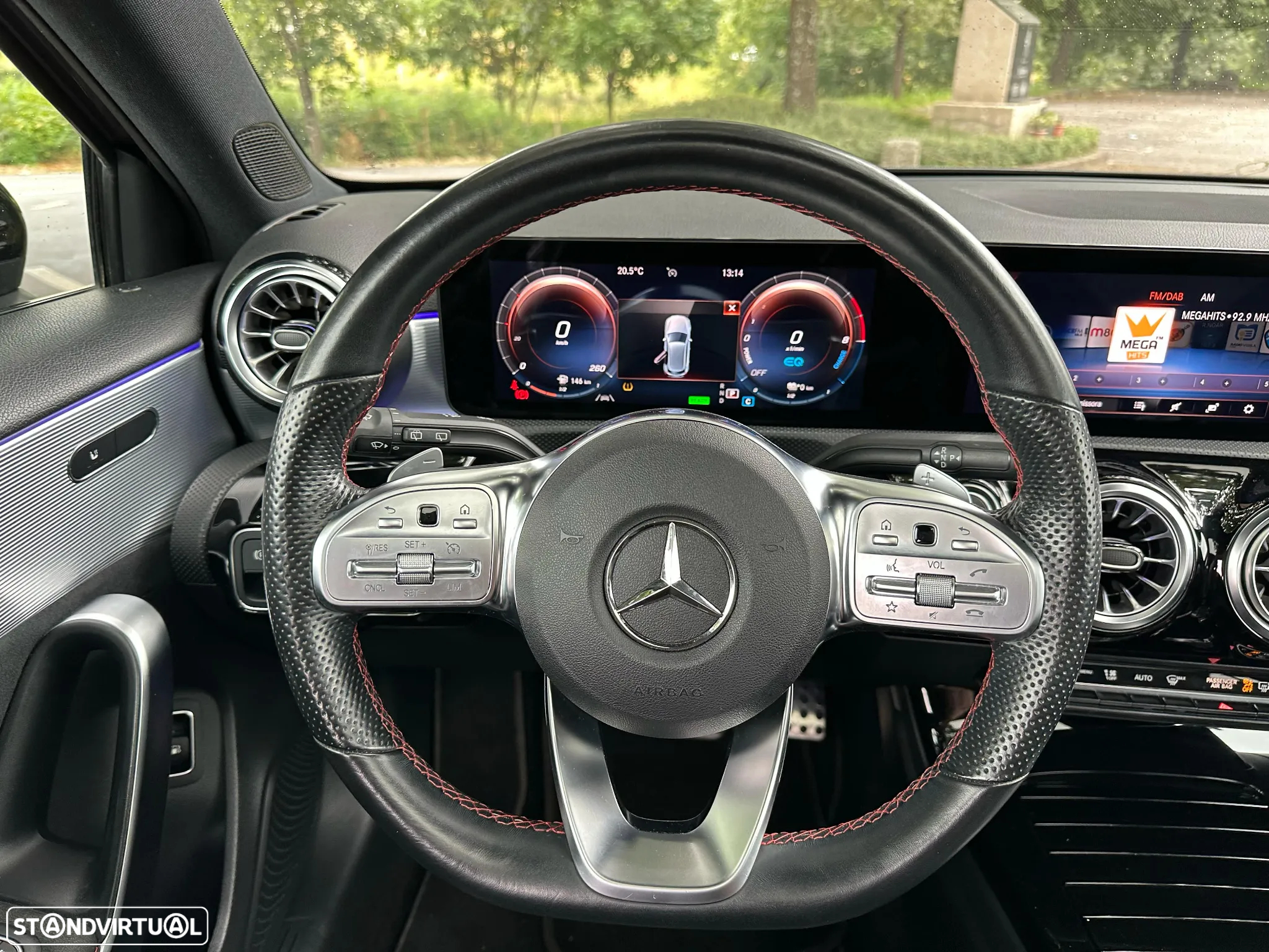 Mercedes-Benz A 250 e AMG Line - 33