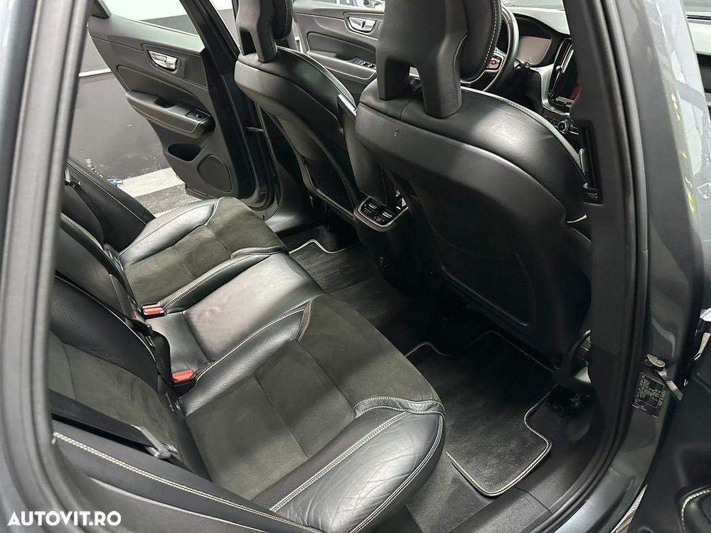 Volvo XC 60 D4 AWD Geartronic RDesign - 9