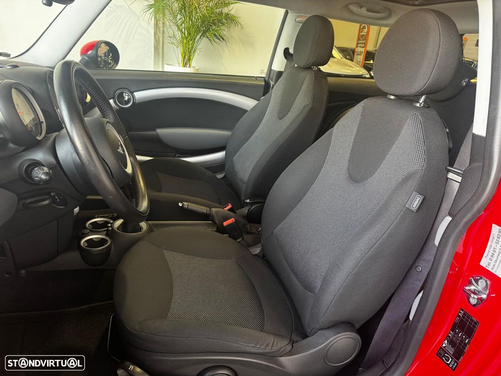 MINI 3 Portas One 1.4 - 28
