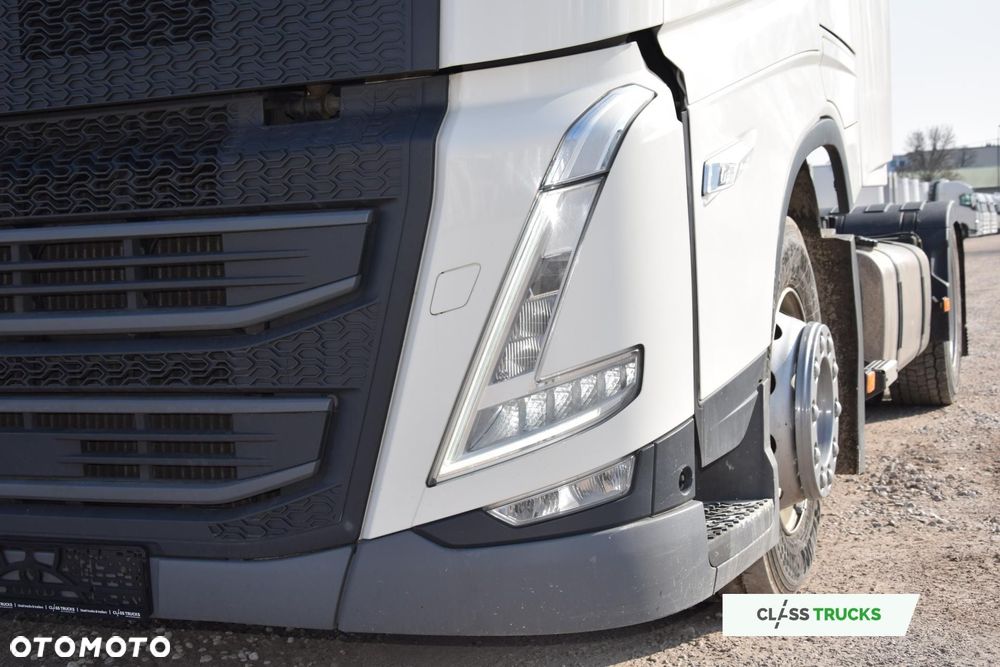 Volvo FH 460 Globetrotter XL Mega i-Save - 10