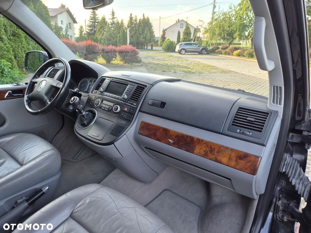 Volkswagen Multivan L1 Highline - 11