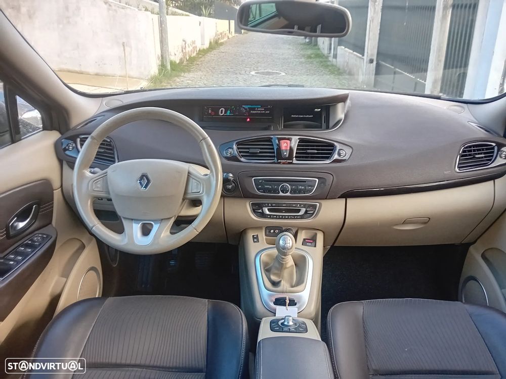 Renault Grand Scénic 1.5 dCi Dynamique S 7L - 20