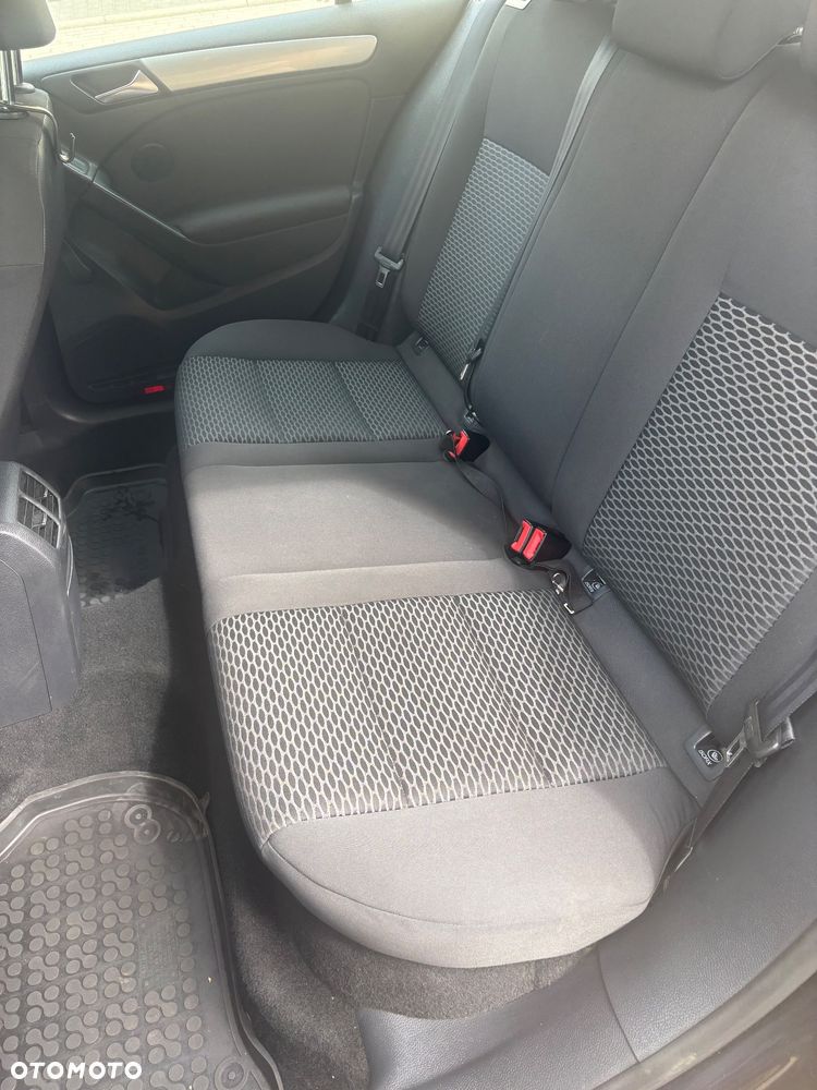 Volkswagen Golf 1.6 TDI Comfortline - 8