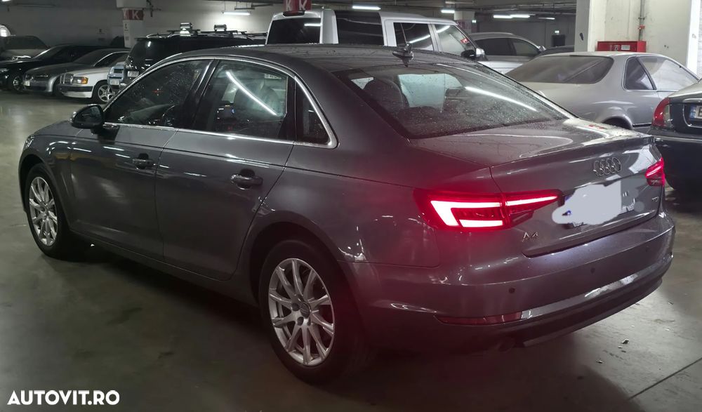 Audi A4 2.0 TDI ultra S tronic Sport - 2