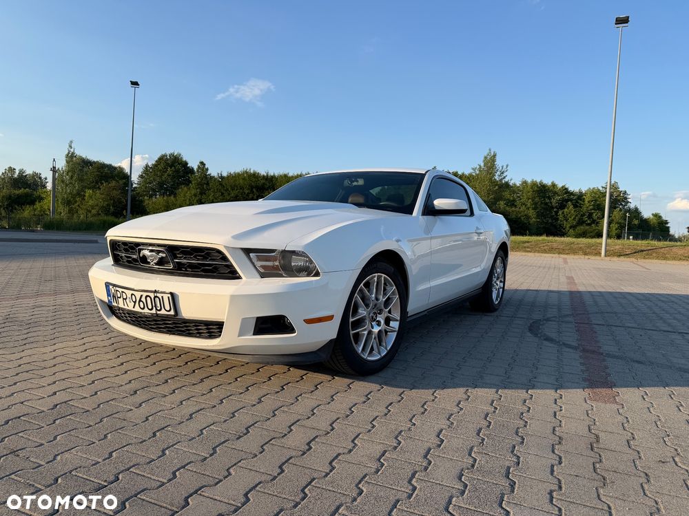 Ford Mustang 3.7 V6 Premium - 1