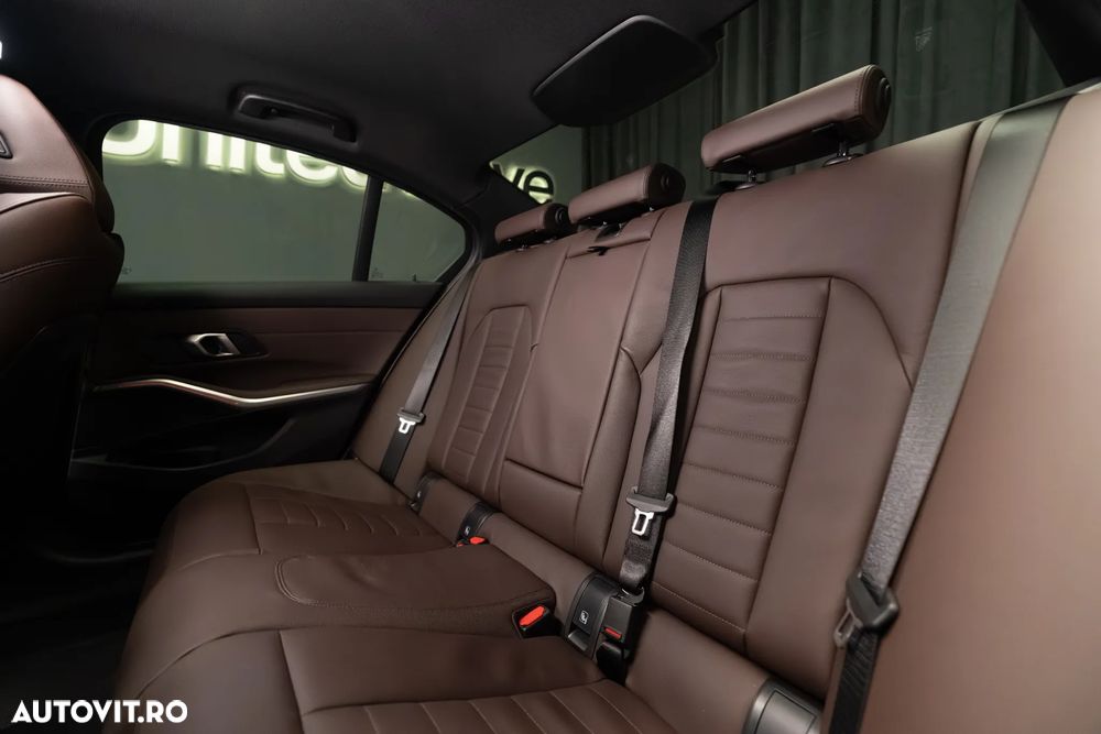 BMW M3 M340d xDrive - 38