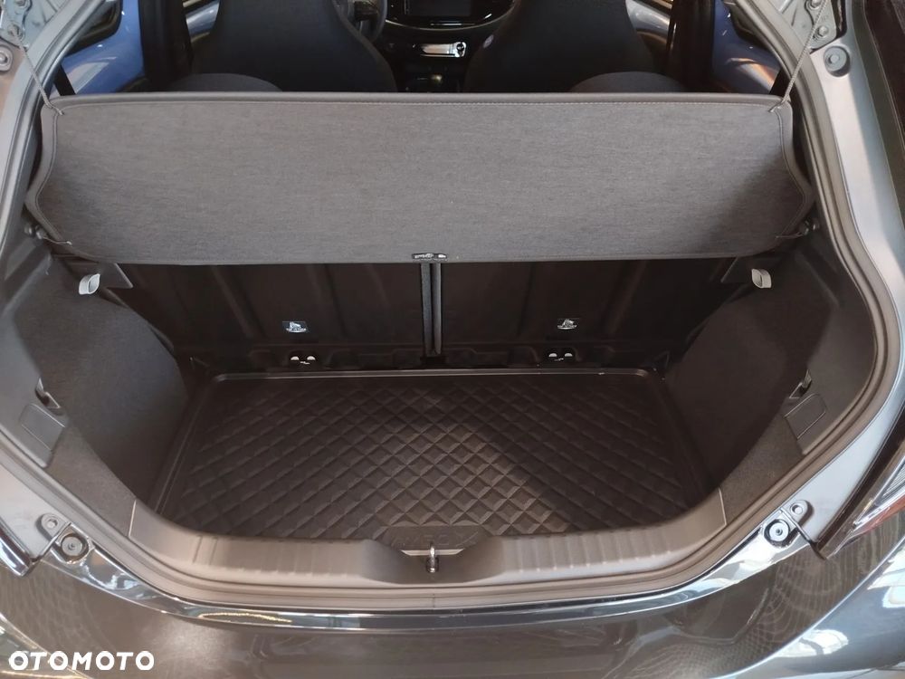 Toyota Aygo X Hybrid 1.5 Style e-CVT - 14