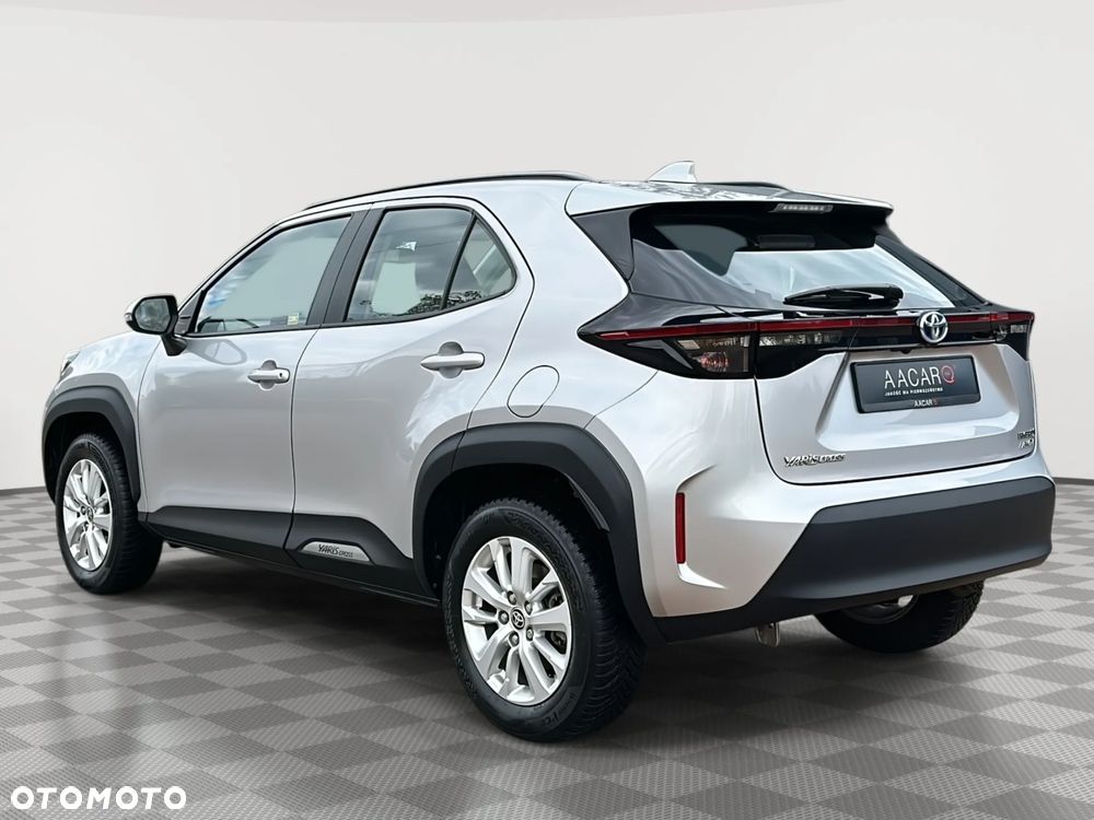Toyota Yaris Cross Hybrid 1.5 Comfort AWD - 2