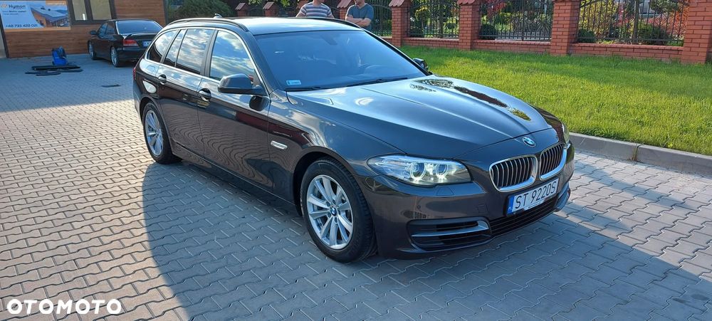 BMW Seria 5 520d Luxury Line - 23