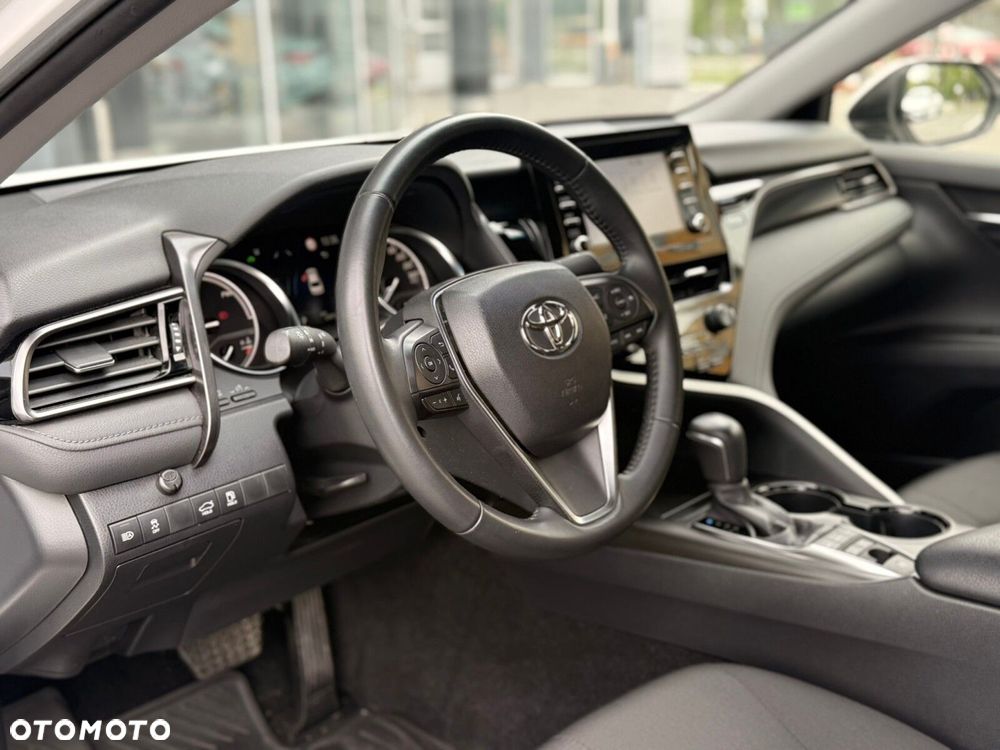 Toyota Camry 2.5 Hybrid Comfort CVT - 5