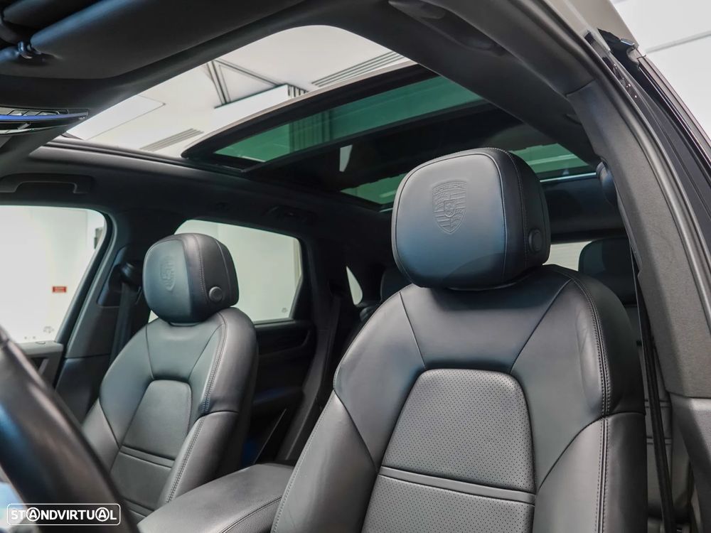 Porsche Cayenne - 10