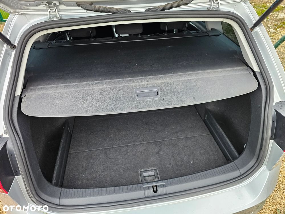 Volkswagen Golf VII 1.6 TDI BlueMotion Trendline - 12