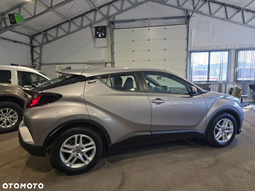 Toyota C-HR Style - 10