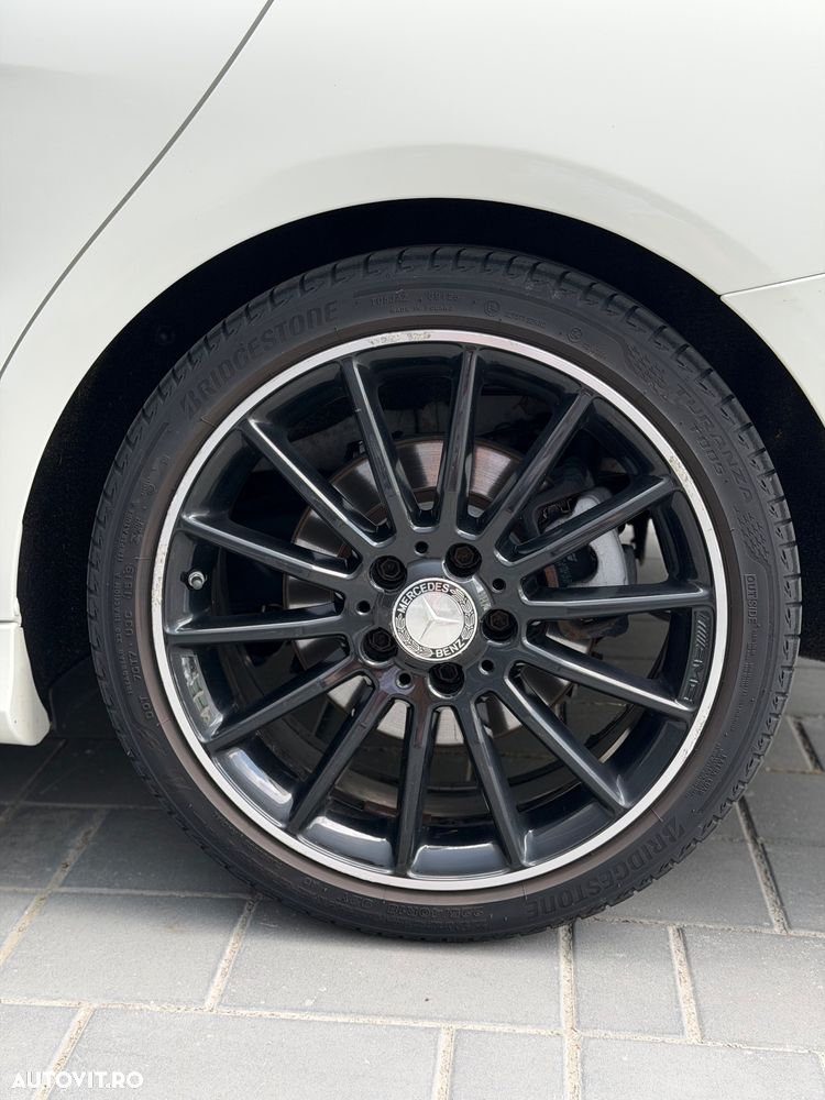 Mercedes-Benz CLA 200 - 9