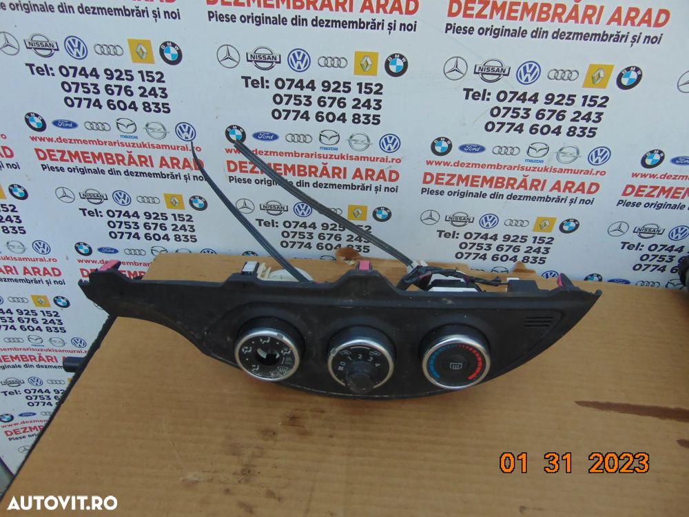 Comenzi clima ac Toyota Yaris 3 panou comenzi ac clima aer caldura yaris dupa 2014 dezmembrez - 1