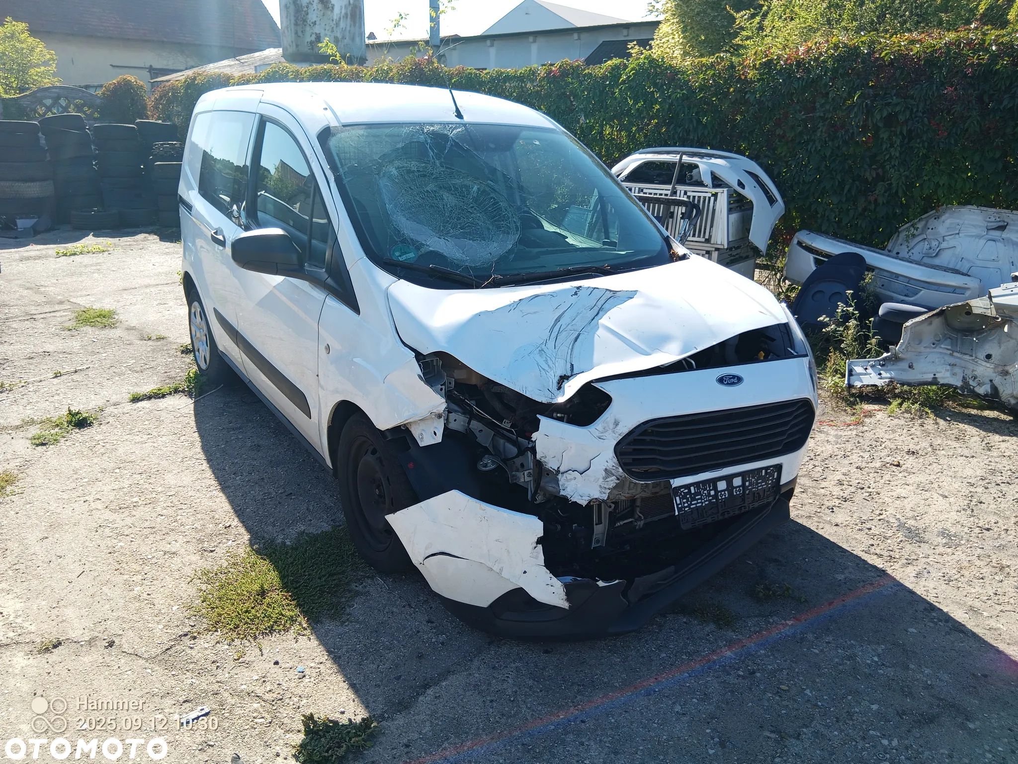 Ford Transit Courier - 1