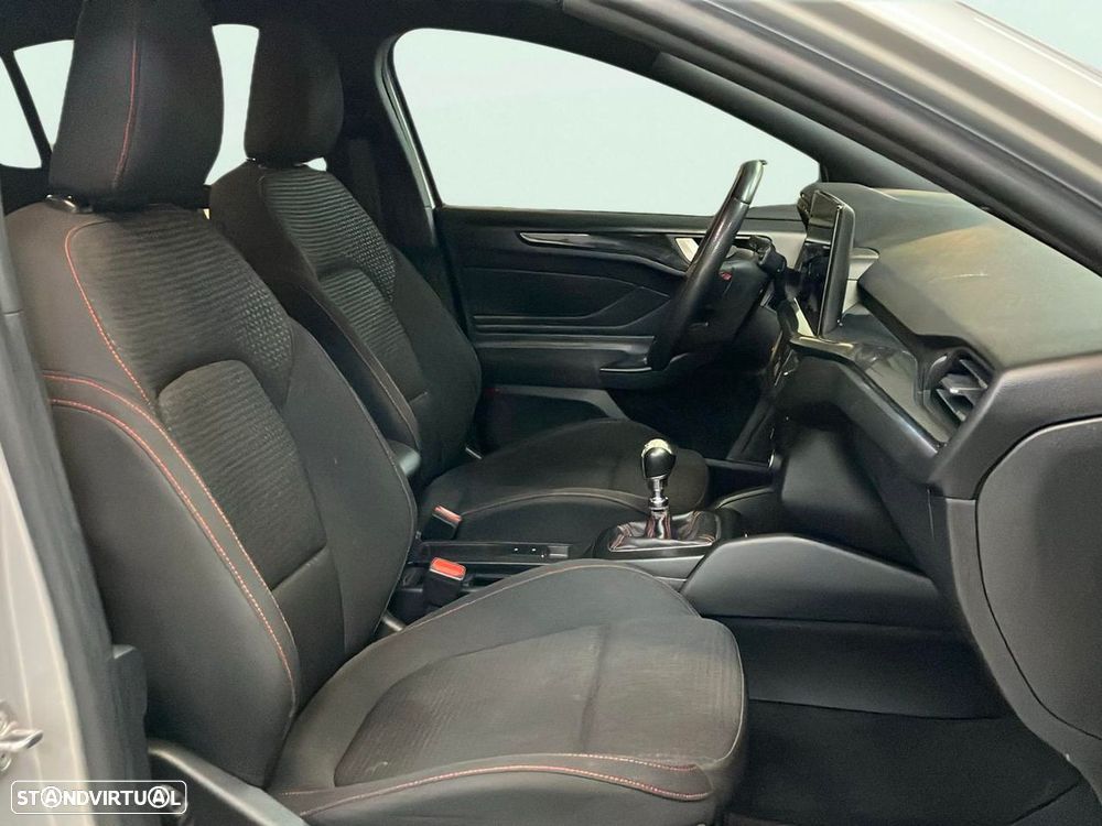 Ford Focus - 16