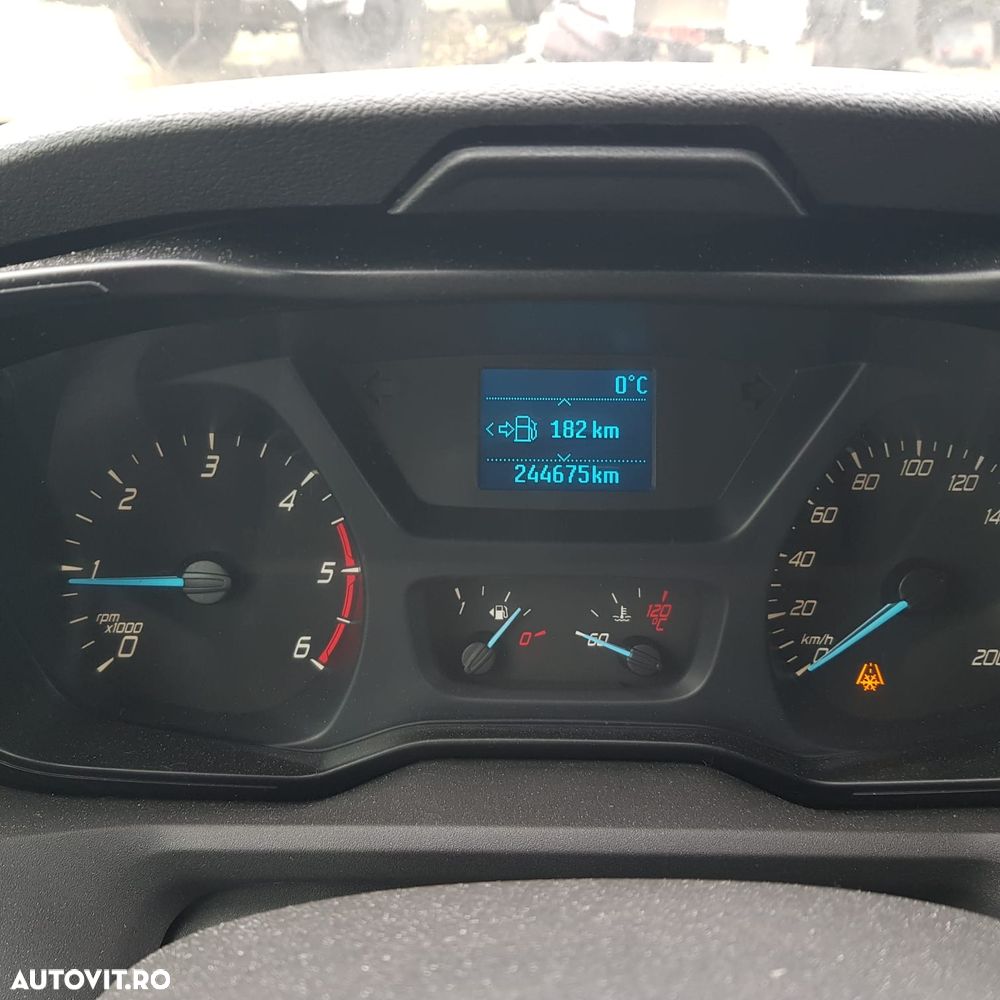 Ford Transit Jumbo - 10