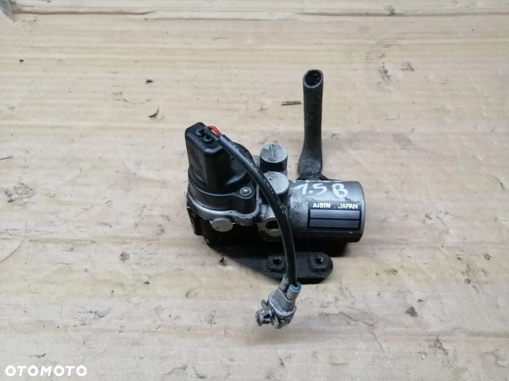 Toyota Prius II korektor siły hamowania 47270-47010 - 1