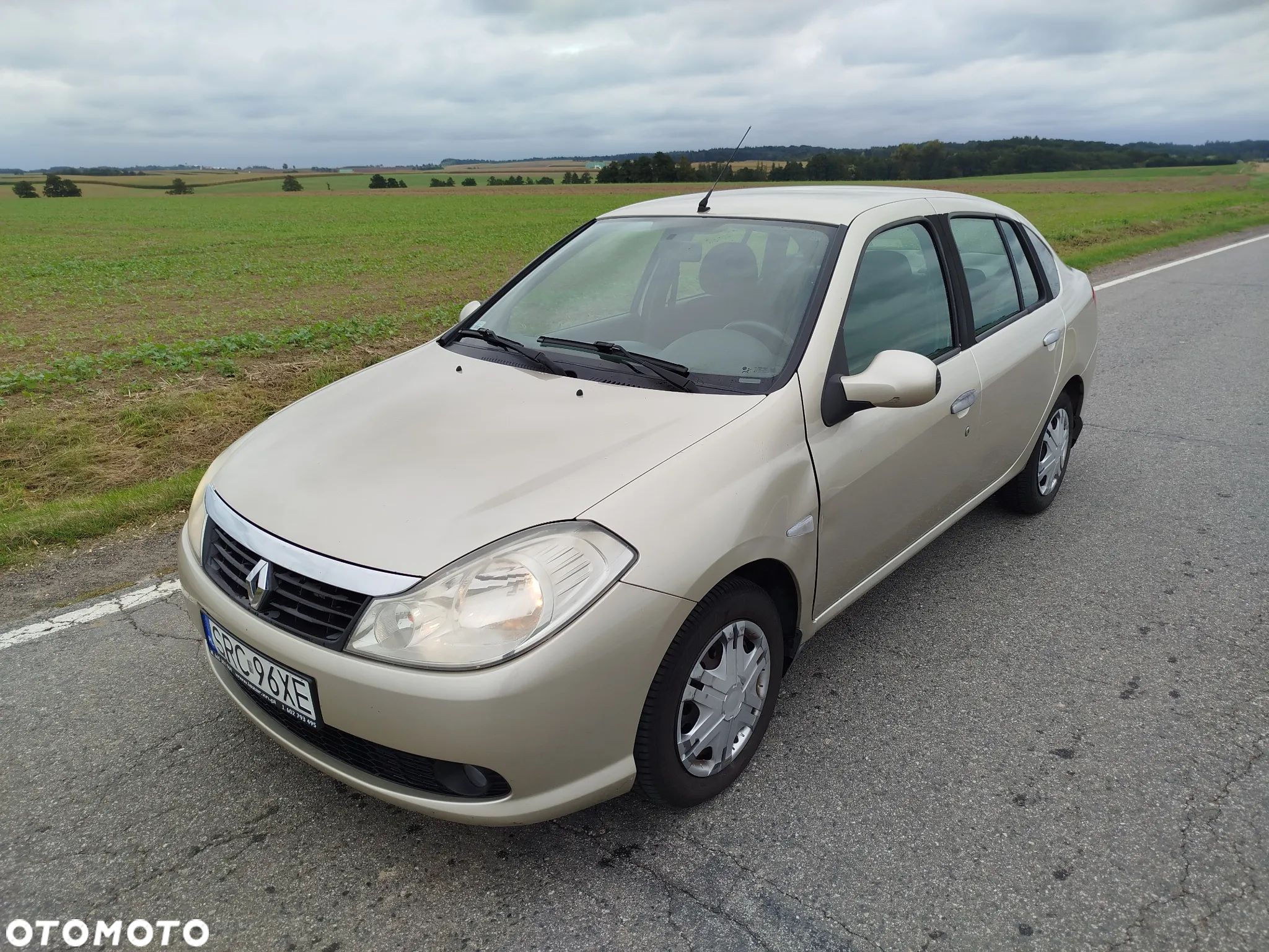 Renault Thalia 1.4 16V All Inclusive - 1